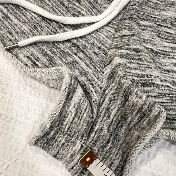 PINK VS sequin SHIMMER SHORTS women medium - Picture 6 of 6